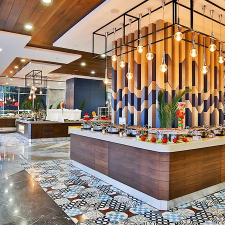 Saturn Palace Resort-3